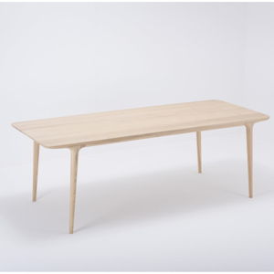 Jídelní stůl z masivního dubového dřeva Gazzda Fawn, 220 x 90 cm