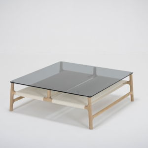 Konferenční stolek s konstrukcí z masivního dubového dřeva a šedou deskou Gazzda Fawn, šířka 90 cm