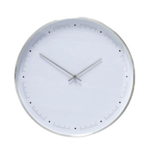 Bílé nástěnné hodiny s rámečkem ve stříbrné barvě Hübsch Ibtre, ø 40 cm